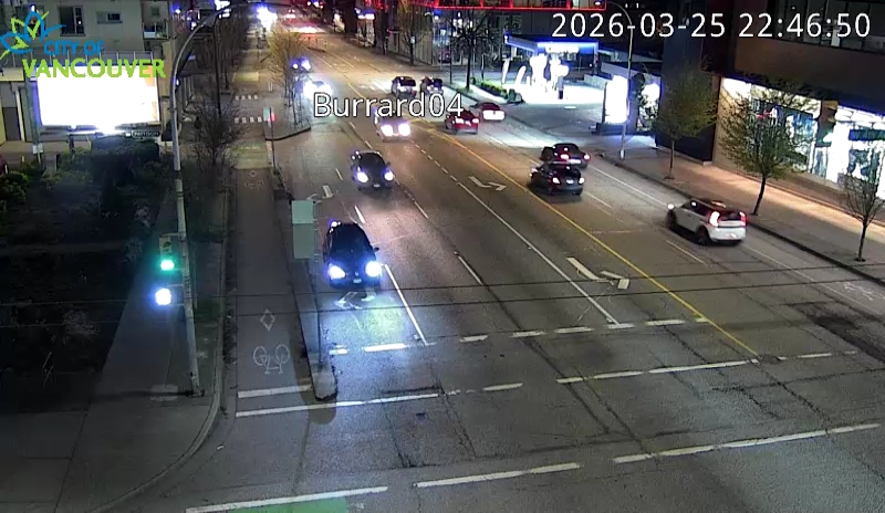 Burrard St & W 4th Ave - North