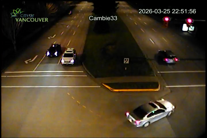 Cambie St & W 33rd Ave - N