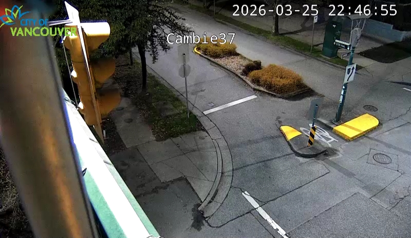 Cambie St & W 37th Ave - W