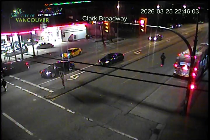 Clark Dr & E Broadway - N