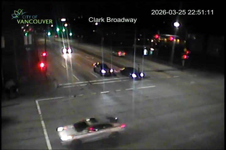 Clark Dr & E Broadway - S