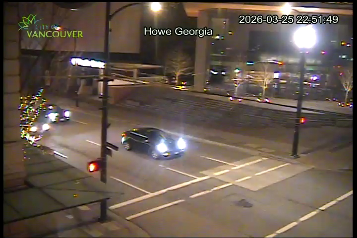 Howe St & E Georgia St - North