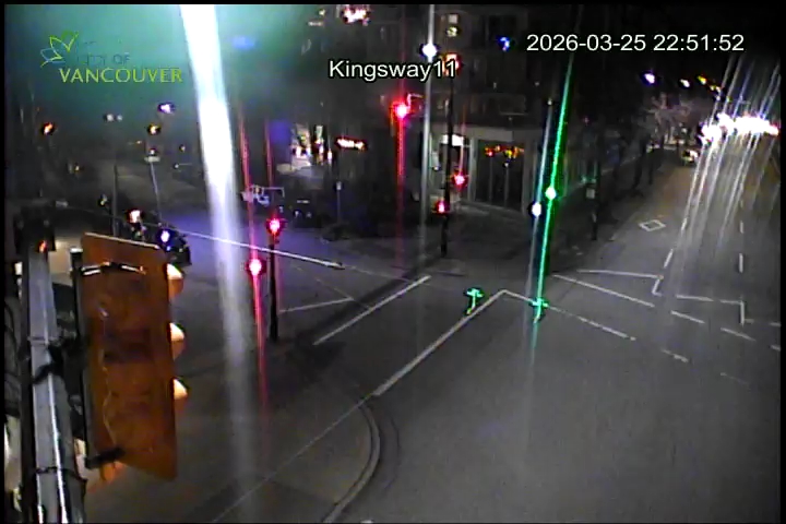 Kingsway & E 11th Ave - E