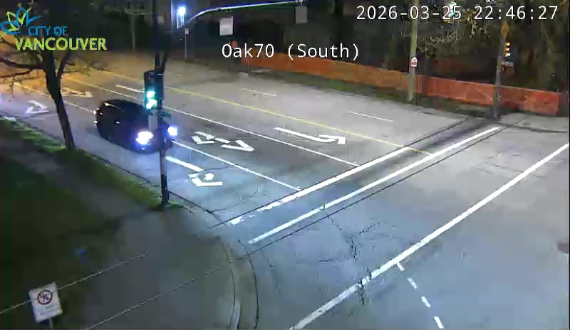 Oak St & W 70th Ave - W