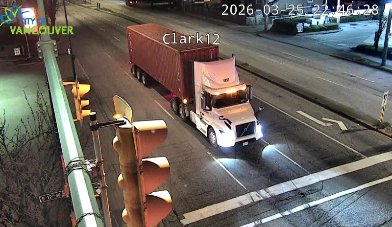 Clark Dr & E 12th Ave - N